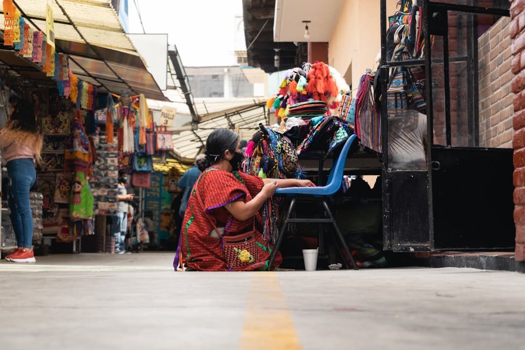 9 de cada 10 mexicanos dicen que la inflación golpeó su hogar; el sueldo domina la decisión de aceptar un empleo (imagen adicional)