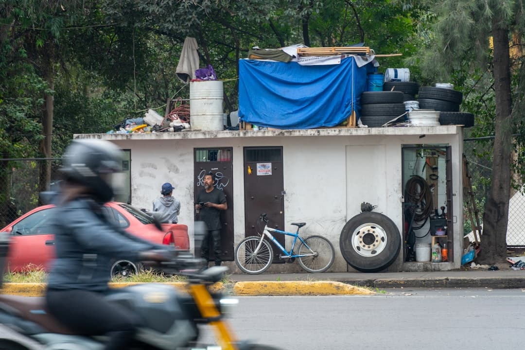 El BID advierte que el salario mínimo en México ya rebasó el ingreso típico y pide "cuidado mucho mayor" en próximos aumentos (imagen adicional)