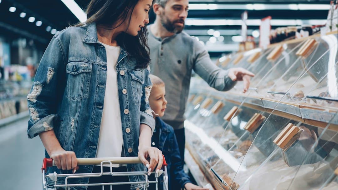 Las líneas de pobreza subieron más que la inflación general en agosto, según el INEGI (imagen adicional)