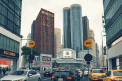 El peso mexicano cierra septiembre con su peor mes en dos años: pierde 6.38% frente al dólar